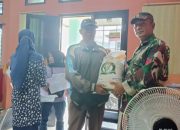 Babinsa Koramil 2303/Pulomerak, Puan Ter Pembagian Beras Bansos