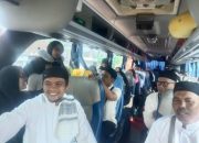 Menelusuri Jejak Spiritual: Keluarga Depot Jamu Samaniyah Lampung Timur Berziarah ke Makam Walisongo