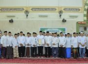 Pj. Bupati Kukuhkan Pengurus Yayasan Mesjid Agung Kabupaten Takalar masa khidmat 2023-2026