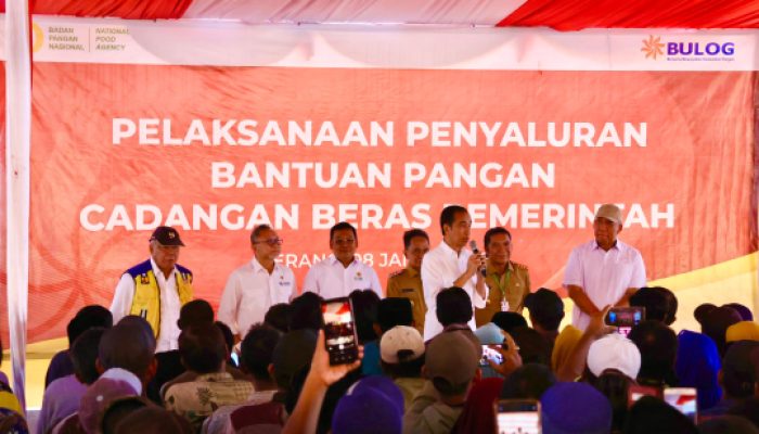 Presiden Jokowi Melakukan Pengecekan Stock Cadangan Beras Pemerintah