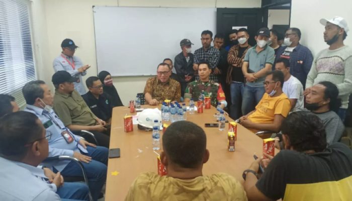 Sebagian Wilayah Kota Cilegon Tercium Bau Menyengat, Dandim 0623/Cilegon Datangi PT. Chandra Asri