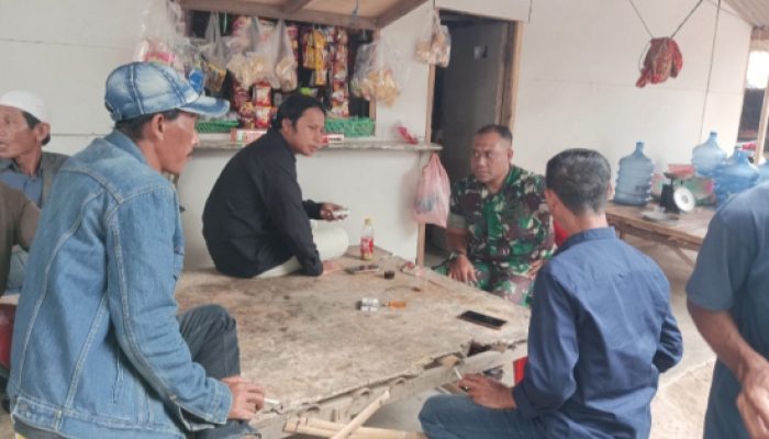 Babinsa Koramil 2306/Mancak, Komsos Membahas Tentang Usaha Kecil dan Menengah