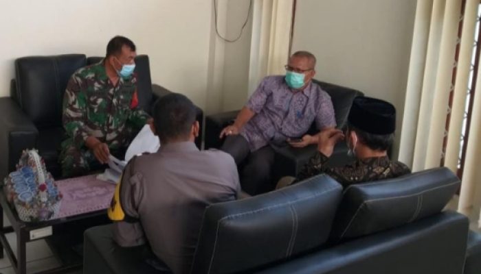 Babinsa Koramil 2301/Cilegon, Puan Ter Mendata Pedagang Warungan