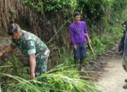 Babinsa Koramil 2306/Mancak, Karbak Pembersihan Sekitar Jalan