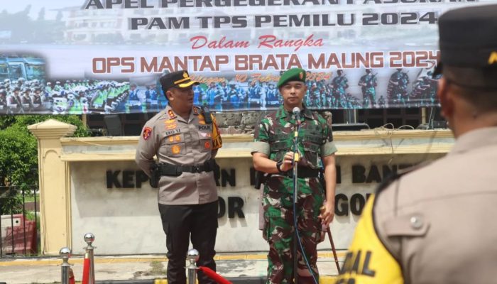 Dandim 0623/Cilegon Bersama Kapolres Cilegon Pimpin Apel Pergeseran Pasukan PAM TPS Pemilu 2024