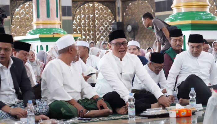 Walikota Cilegon bersama Ketua DPRD Kota Cilegon Menghadiri Peringatan Hari Isra Mi’raj