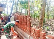 Babinsa Koramil 2303/Pulomerak, Karbak Pembangunan Pagar Pemakaman