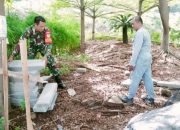 Babinsa Koramil 2302/Bojonegara, Karbak  Pembuatan Rumah Warga