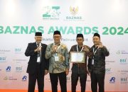 Wali Kota Cilegon Helldy Agustian Raih Penghargaan BAZNAS Award 2024