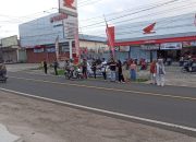 Honda Babel Bersama Komunitas Semarakkan Ramadhan dengan Berbagi Takjil ke Masyarakat Sekitar