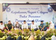 Kejaksaan Negeri Kota Cilegon, Menyelenggarakan Buka Puasa Bersama Anak Yatim Sekaligus Memberi Santunan