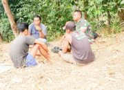 Babinsa Koramil 2306/Mancak, Komsos Membahas Tentang Pengecoran Jalan