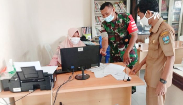 Babinsa Koramil 2304/Anyer, Puan Ter Pendataan Kurang Mampu