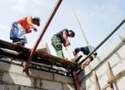 Babinsa Koramil 2302/Bojonegara, Karbak  Pembangunan Rumah Warga