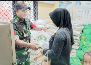 Babinsa Koramil 2303/Pulomerak, Puan Ter Bantuan Beras Bansos