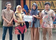 HUT Bawaslu ke-16 Tahun, Bawaslu Takalar Serahkan Santunan Kepada PKD yang Kecelakaan Kerja