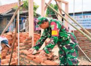 Babinsa Koramil 2304/Anyer, Karbak Pembangunan rumah Warga