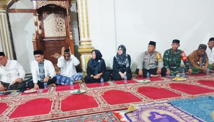 Babinsa Koramil 2301/Cilegon, Komsos Membahas Tentang Kegiatan di Masjid