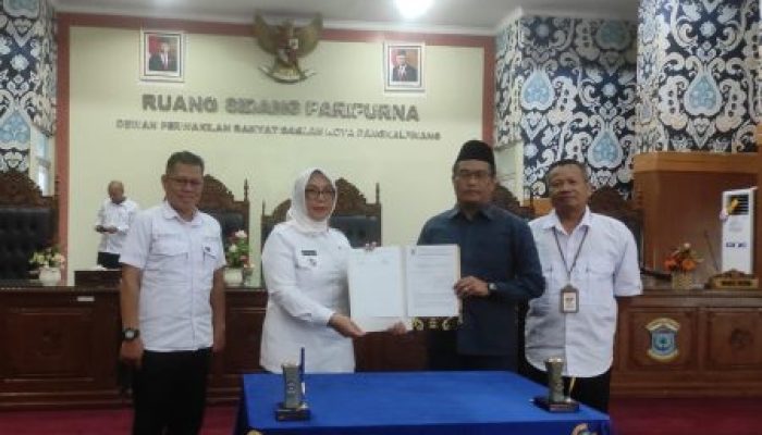 Lusje Aneke Tambalujan Mengapresiasi Semua Pihak Atlas Diterimanya