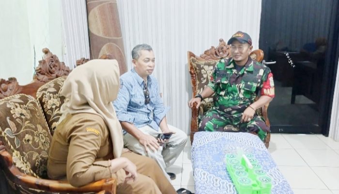 Babinsa Koramil 2303/Pulomerak, Komsos Membahas Program Kerja Kelurahan