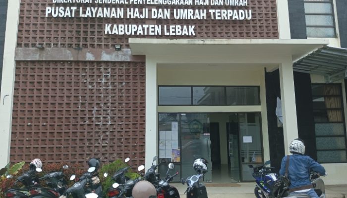 Buruknya Pelayanan Publik Kemenag Lebak, Kasubag TU dan Kasi Hajawa Kemenag Lebak Abaikan UU Nomor 25 Tahun 2009