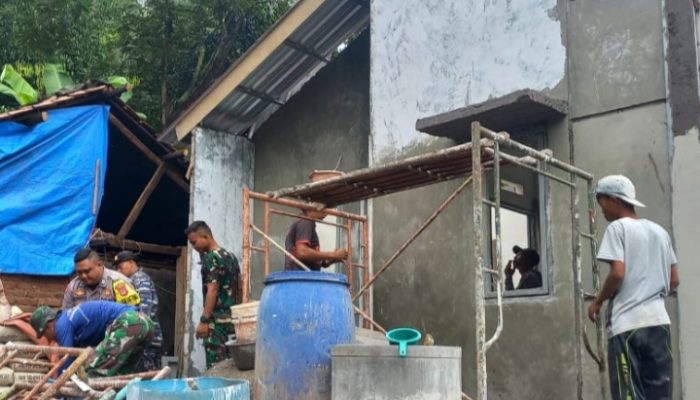 TMMD ke 120 Kodim 0623/Cilegon : Pembangunan Rumah Nenek Asiyah Telah Mencapai 65 Persen