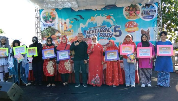 Pj Wako Pangkalpinang Beri Tanggapan Atas Pemandangan Umum Fraksi dalam Rapat Paripurna DPRD