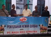 Salurkan 3 Ekor Sapi Qurban, PT NMS Didoakan Warga Segera Beroperasi
