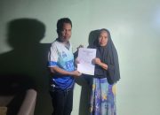 Patut di Apresiasi, Lurah Kalabbirang Serahkan Bantuan Akta Hibah kepada Salahsatu Warga Miskin Ekstrim