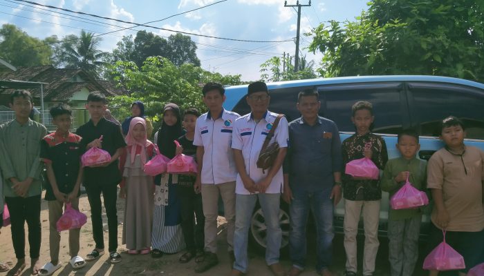 DPC AJOI Lamtim Santuni Anak Yatim Peringati 10 Muharam