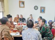 Babinsa Koramil 2301/Cilegon, Komsos Membahas Tentang Masalah Penegakan Perda