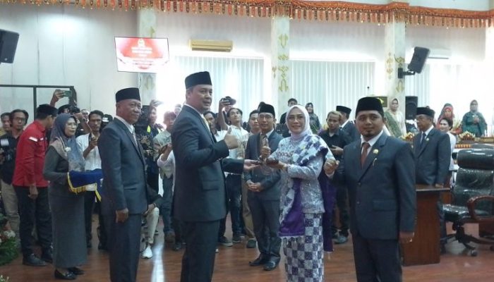 25 Anggota DPRD Kota Metro Resmi Dilantik
