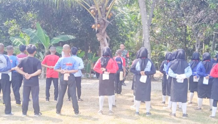 Babinsa Koramil 2305/Cinangka, Bintahwil Pembinaan Mental Anggota Paskibra