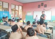 Babinsa Koramil 2307/Ciwandan, Bintahwil Memberikan Materi Wasbang