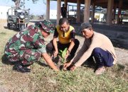 Koramil 1425-05 Batang Gelar Karya Bakti Penanaman Pohon yang Dirangkaikan dengan HUT Ke-79 TNI