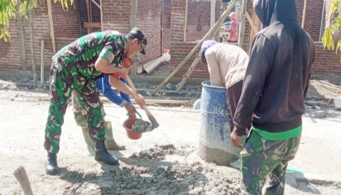 Babinsa Koramil 2301/Cilegon, Karbak Perbaikan Sarana Ibadah