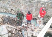 Babinsa Koramil 2303/Pulomerak, Karbak Perbaikan Jembatan