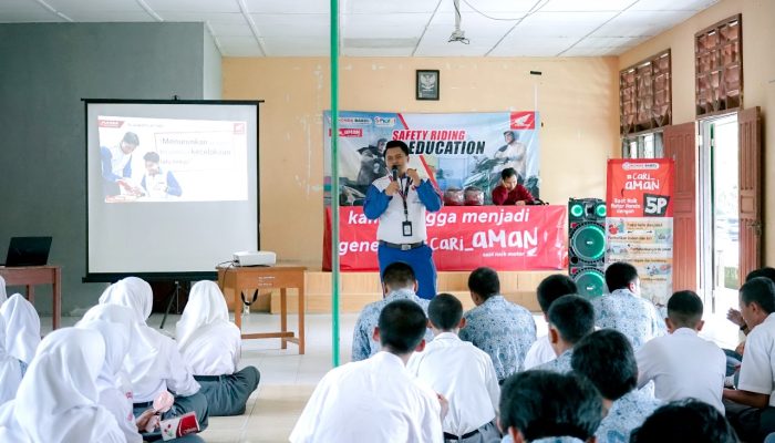 Kunjungan Honda Babel ke SMA PGRI Tanjungpandan dalam Agenda Edukasi Keselamatan Berkendara