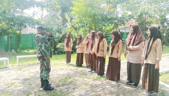 Babinsa Koramil 2305/Cinangka, Bintahwil Pemberian Materi PBB