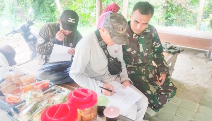 Babinsa Koramil 2304/Anyer, Puan Ter Pendataan Memiliki UMKM