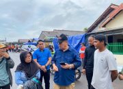 Hidayat Arsani Temui Warga Pintu Air Atas Korban Angin Puting Beliung, Bantu Sembako dan Perbaiki Atap Masjid yang Rusak