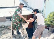 Babinsa Koramil 2301/Cilegon, Karbak Perbaikan Bangunan Milik Warga