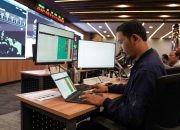 Liburan Natal dan Tahun Baru? Indosat Pastikan Sinyal Aman, Liburan Makin Nyaman!