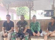 Babinsa Koramil 2305/Cinangka, Komsos Membahas Tentang Banjir di Musim Hujan