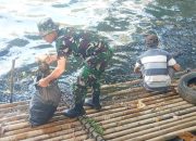 Babinsa Koramil 2305/Cinangka, Karbak Pembersihan Tepi Sungai