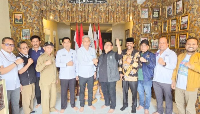Usai Menghadiri Peluncuran HKSN Wakil Menteri Sosial Agus Priyono : Kunjungi Jurnalist Boarding School Cilegon