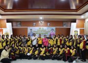 Kapolres Dan Ibu Asuh Polwan Polres Maros Gelar Silaturahmi Dan Tatap Muka Bersama Puluhan Polisi Wanita