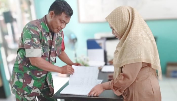 Babinsa Koramil 2301/Cilegon, Puan Ter Pendataan Penerimaan Bansos