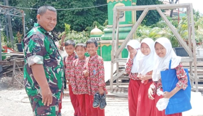 Babinsa Koramil 2307/Ciwandan, Bintahwil Memberikan Materi