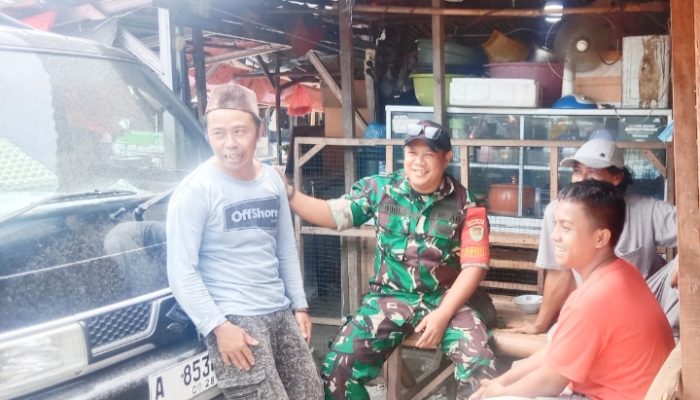 Babinsa Koramil 2303/Pulomerak, Komsos Membahas Keamanan Pasar